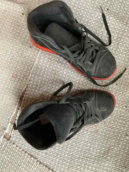 Photo of free Safety boots size 37, worn once (Eastfield PE1) #3