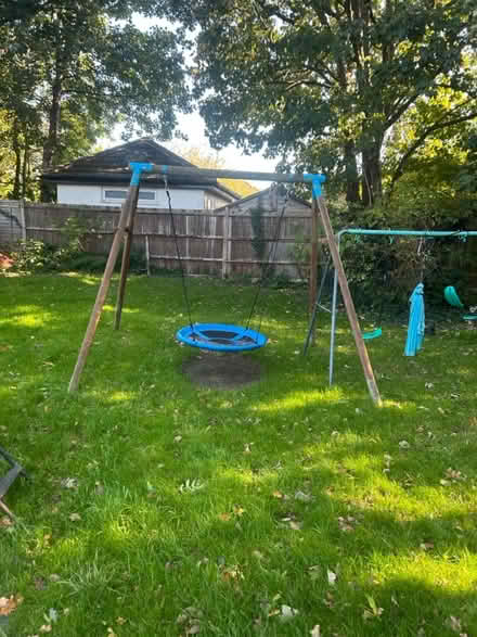 Photo of free Nest swing (Horley RH6) #1