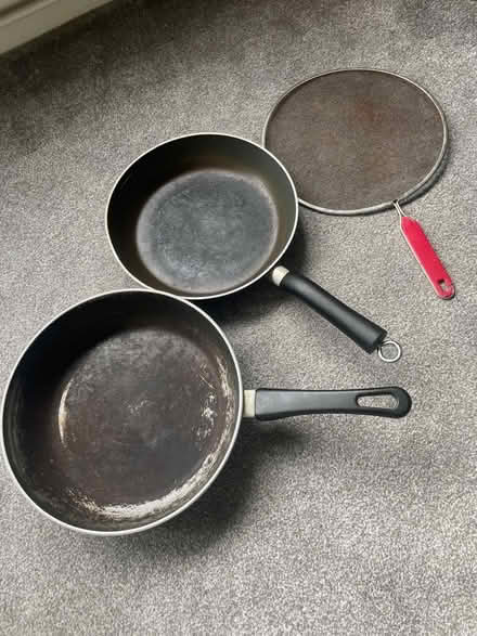 Photo of free 2 x old frying pans and fat splash sheild (Wallands Park BN7) #1