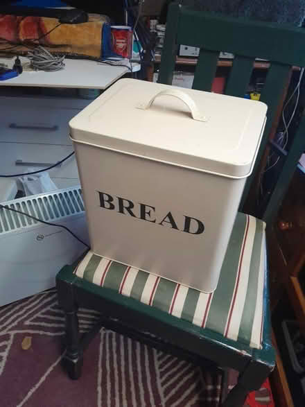 Photo of free Metal Bread bin (Sidcup DA14) #1