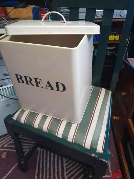 Photo of free Metal Bread bin (Sidcup DA14) #2