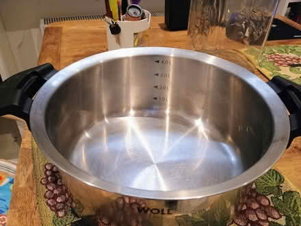 Photo of free Cooking pot (Monkstown, County Dublin) #2