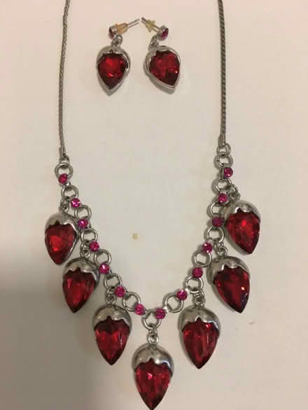 Photo of free Ladies sparkly Red Necklace set (Liverpool L6) #3