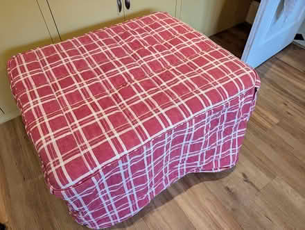 Photo of free Pouffe that converts to single bed (Melbourn) #1