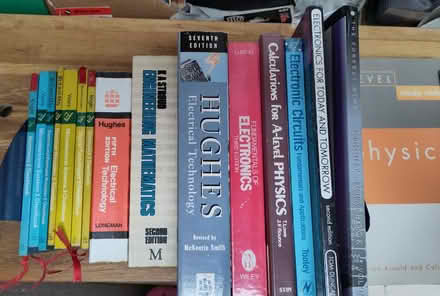 Photo of free Electronics and Physics text and revision books. (NW9) #1
