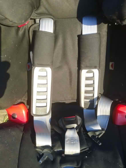 Photo of free Baby Car Seat, Britax Evolva - Very good condition - clean (Hawbush DY5) #3