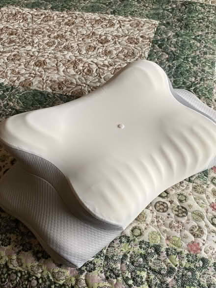 Photo of free Memory foam neck support pillow (Swanley BR8) #1