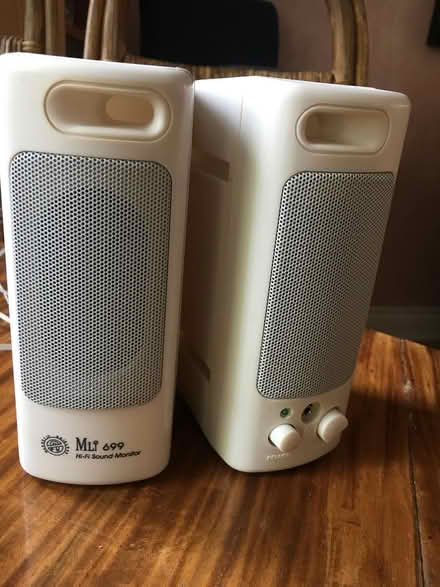 Photo of free Mtl speakers (Little Italy, Ottawa) #1