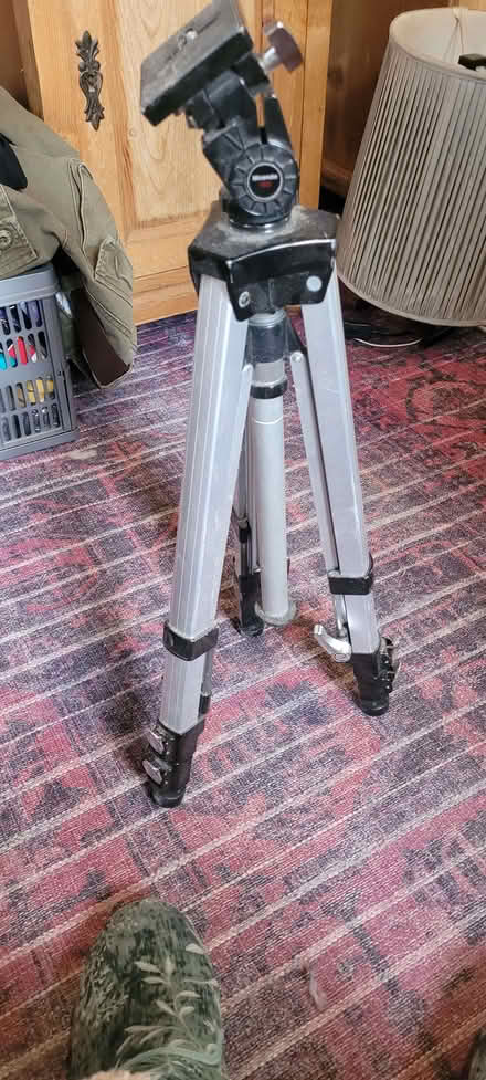 Photo of free Camera tripod (Weston SY7) #2