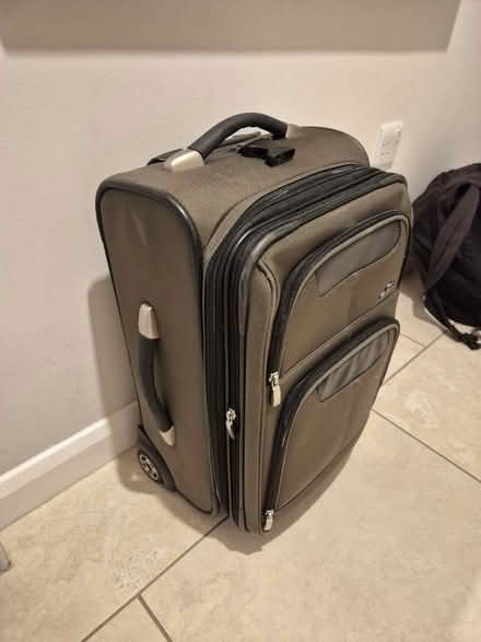 Photo of free Small suitcase (Cambridge CB1 (coleridge)) #1