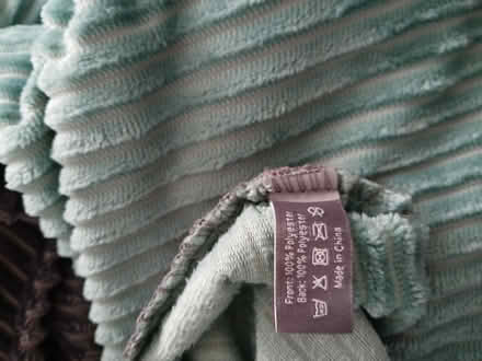 Photo of free Reversible double duvet set (Wallisdown BH12) #3