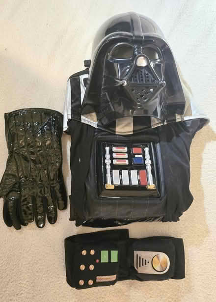 Photo of free Darth Vader costume, age 5/6 (Cutteslowe, Oxford OX2) #1