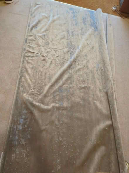 Photo of free Roller Blind fabric - broken (Horsell, Woking GU21 4) #4