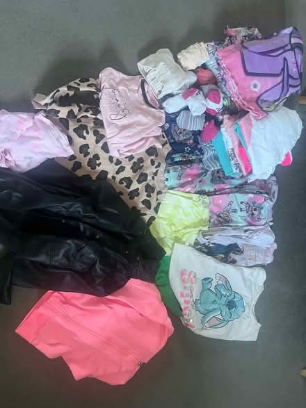 Photo of free Girls Clothes & Pyjamas (Kingsknowe EH14) #1