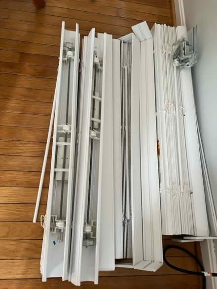 Photo of free 5 sets of Cordless White Blinds (Columbia) #1