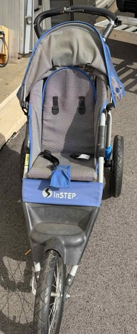 Photo of free Instep jogging stroller (Mundelein IL) #2