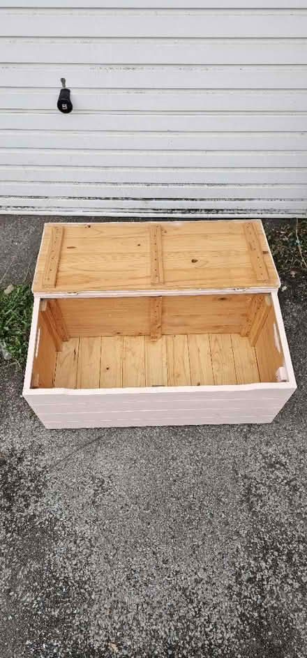 Photo of free Wooden trunk (Stonebridge BA11) #2