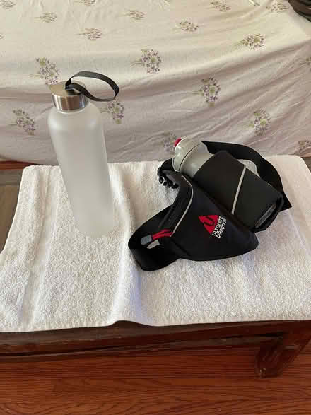 Photo of free water bottles (D St. and 6th St. NE) #1