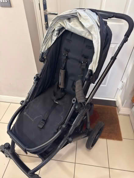 Photo of free Baby buggy, bassinet, car seat (Aylesbury HP19) #1