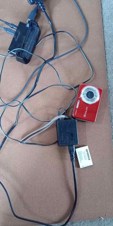 Photo of free Small digital comera (Horndean, PO8) #1