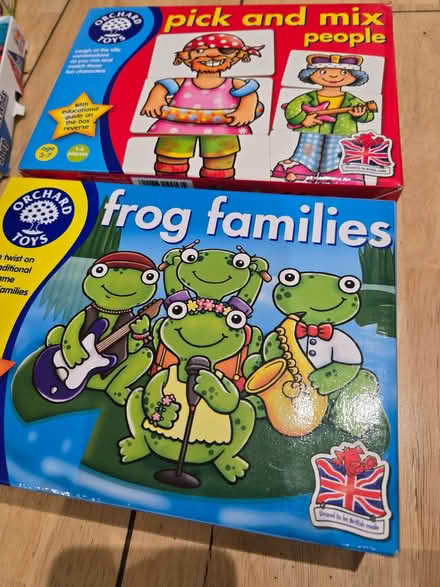 Photo of free christmas pressie lot 19 younger kids orchard games (Rochester ME1) #1