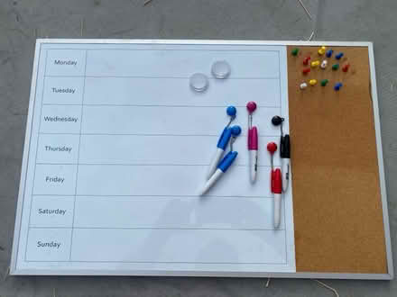 Photo of free Weekday whiteboard (M33) #1