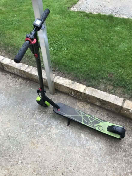 Photo of free E-scooter (adult) (Minster Lovell OX29) #1