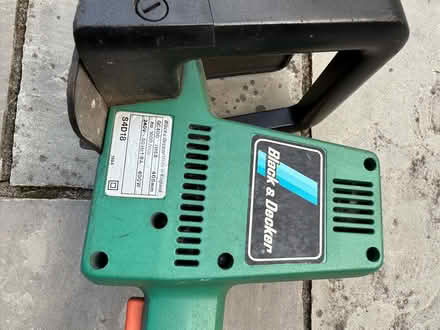 Photo of free Black&decker electric hedge trimmer (Yapton BN18) #2