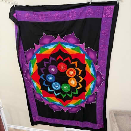 Photo of free Seven chakras tablecloth/tapestry (Lovers & Abrams) #1