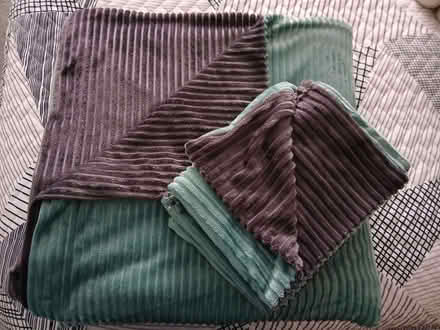 Photo of free Reversible double duvet set (Wallisdown BH12) #1