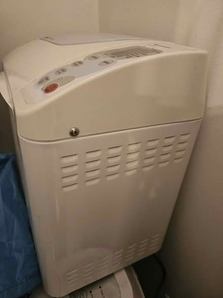 Photo of free Panasonic bread maker (EC1R) #2