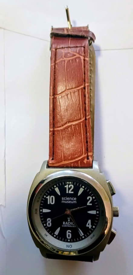 Photo of free Watch ⌚ (Assarts Farm Estate NG16) #2