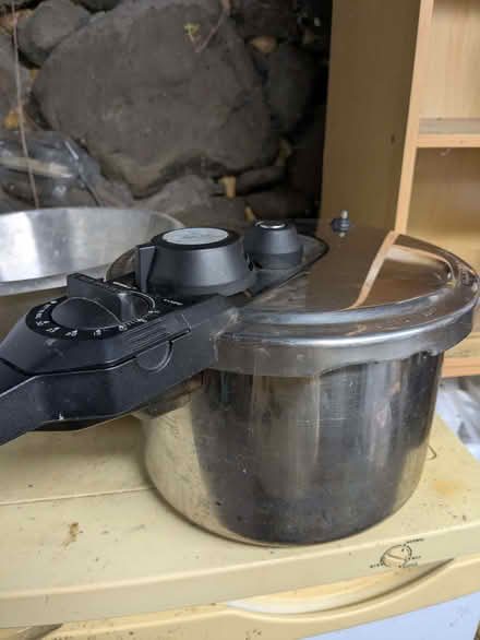 Photo of free Pressure cooker (Bethesda LL57) #1