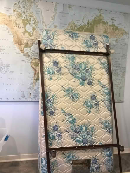 Photo of free Beds (Concession6c Lanark) #3