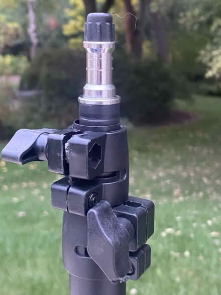 Photo of free Broken tripods - for parts perhaps? (Darien - near 75th x Cass Ave.) #4