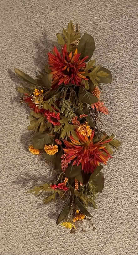 Photo of free Fall wreath (Alta vista / riverside) #1