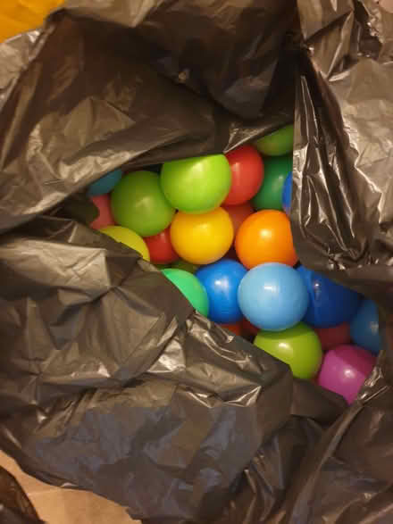 Photo of free Play pit balls (Stenson Fields CP DE24) #1