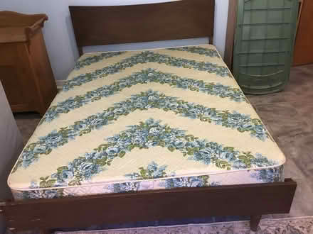 Photo of free Beds (Concession6c Lanark) #1