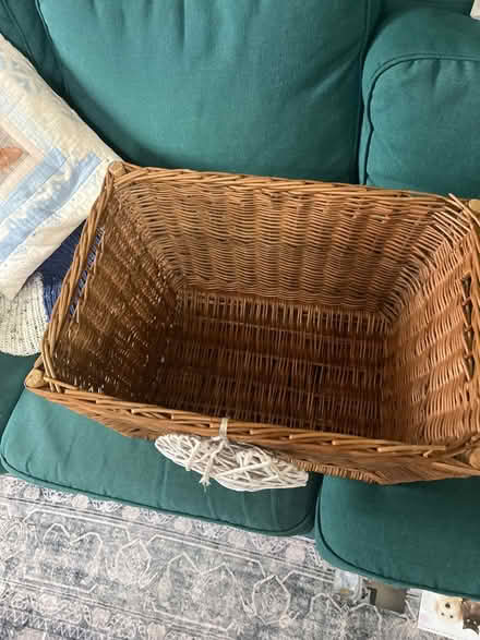 Photo of free Large wicker basket (RG2 Shinfield) #2
