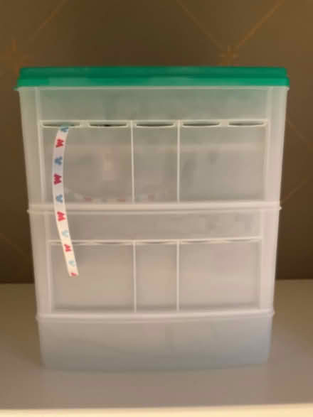 Photo of free Snapware Ribbon Holder (Larkspur) #1