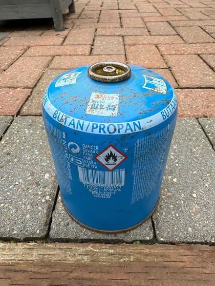 Photo of free Campingaz canister (Field lane Alvaston) #2