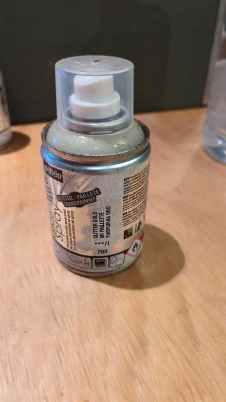 Photo of free Spray paint (Barnsbury N1) #1