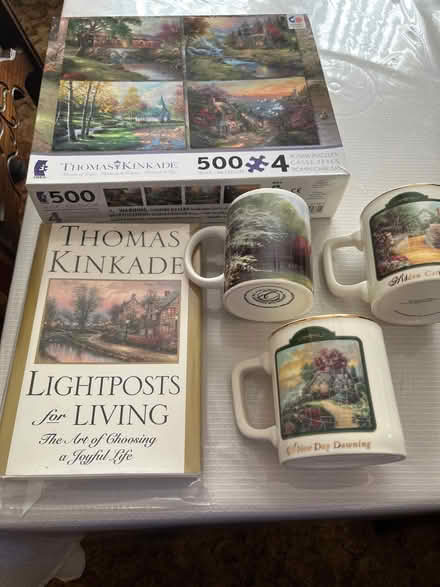 Photo of free Thomas Kinkade Memorabilia (Niles) #1