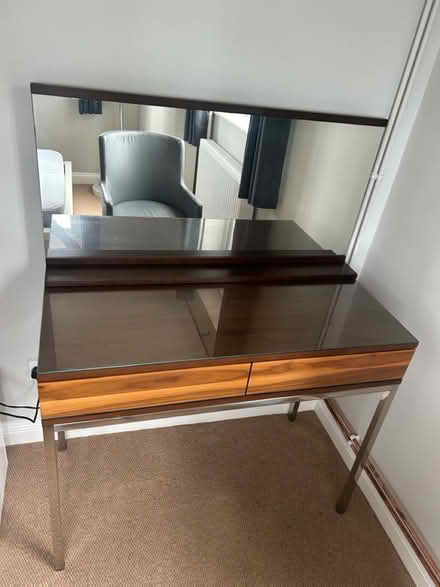 Photo of free Dressing table and mirror set (Nr24 2np) #2