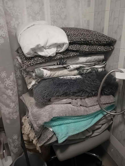 Photo of free double throws and a matress cover (newton le willows) #1