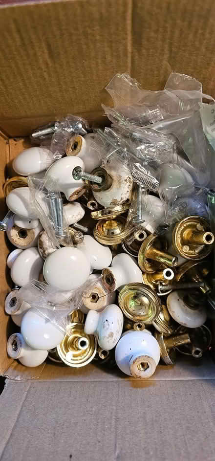 Photo of free cabinet knobs (near Shields & Prospect) #1