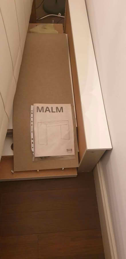 Photo of free MALM Dressing Table/Desk 120 cm wide x 40 cm deep (Barnes SW13) #2