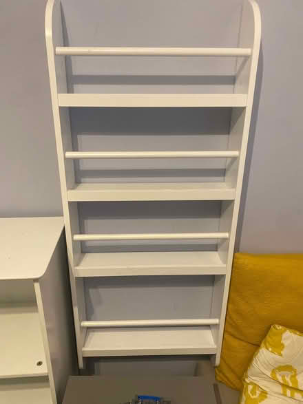 Photo of free Book shell 2x (SL2 3hf) #1