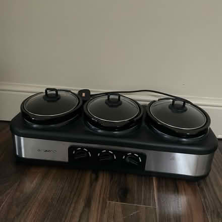 Photo of free Slow cooker/ food server (South Dublin) #1