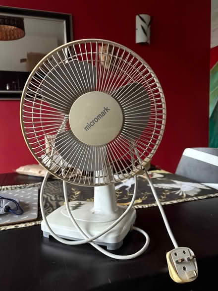 Photo of free Small electric fan (Stretford M32) #1